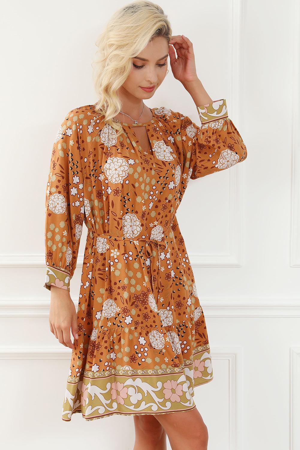 Camel Boho Bloemenjurk met Knoopceintuur - Floral Dresses - Jurkjes.co