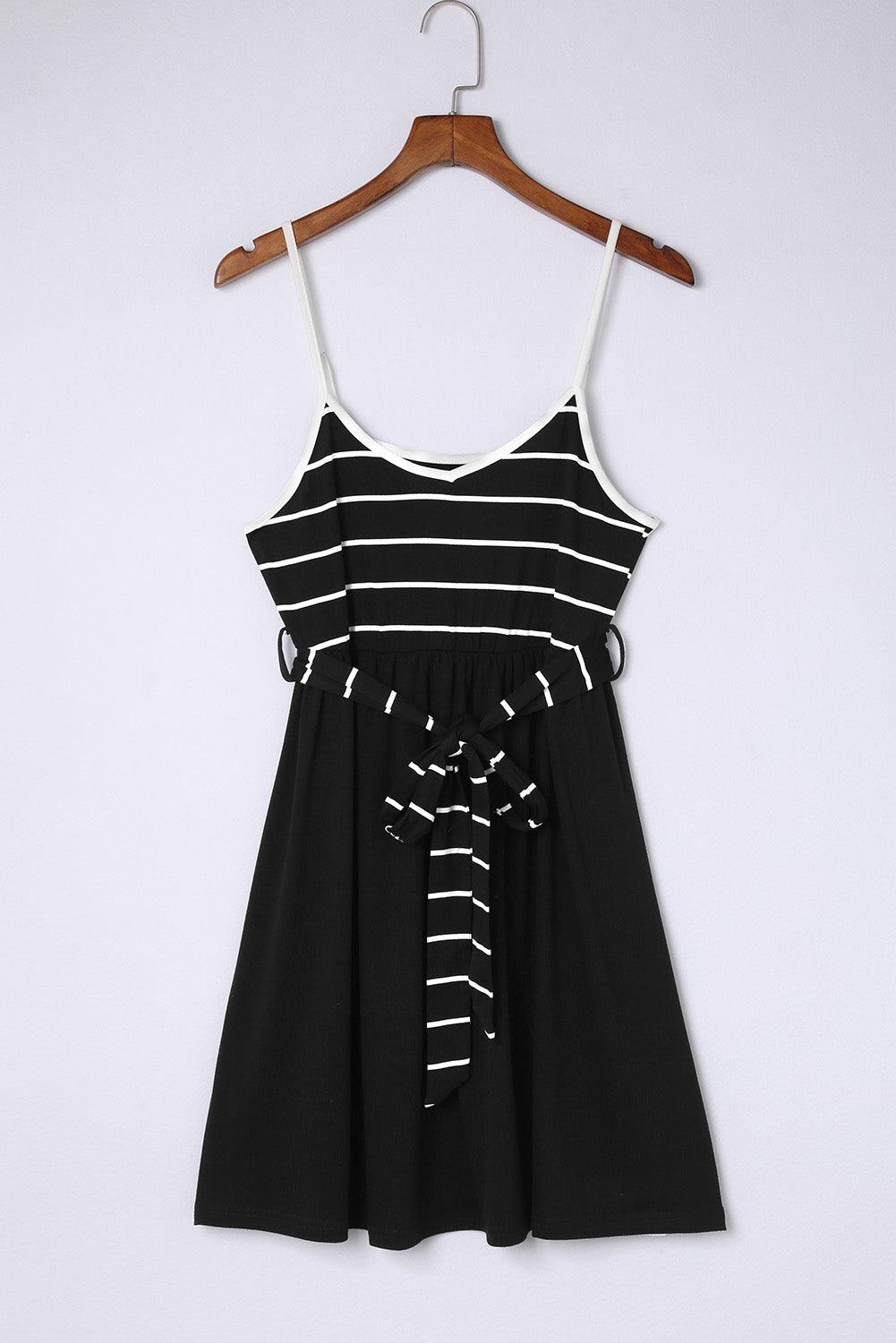 Gestreepte Cami-Jurk met Bandjes en Ceintuur - Mini Dresses - Jurkjes.co