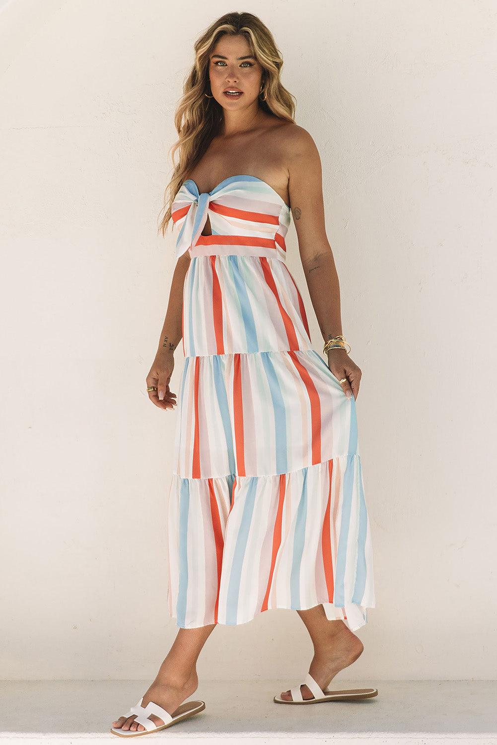 Gestreepte Strapless Maxi-Jurk met Tiers - Maxi Dresses - Jurkjes.co