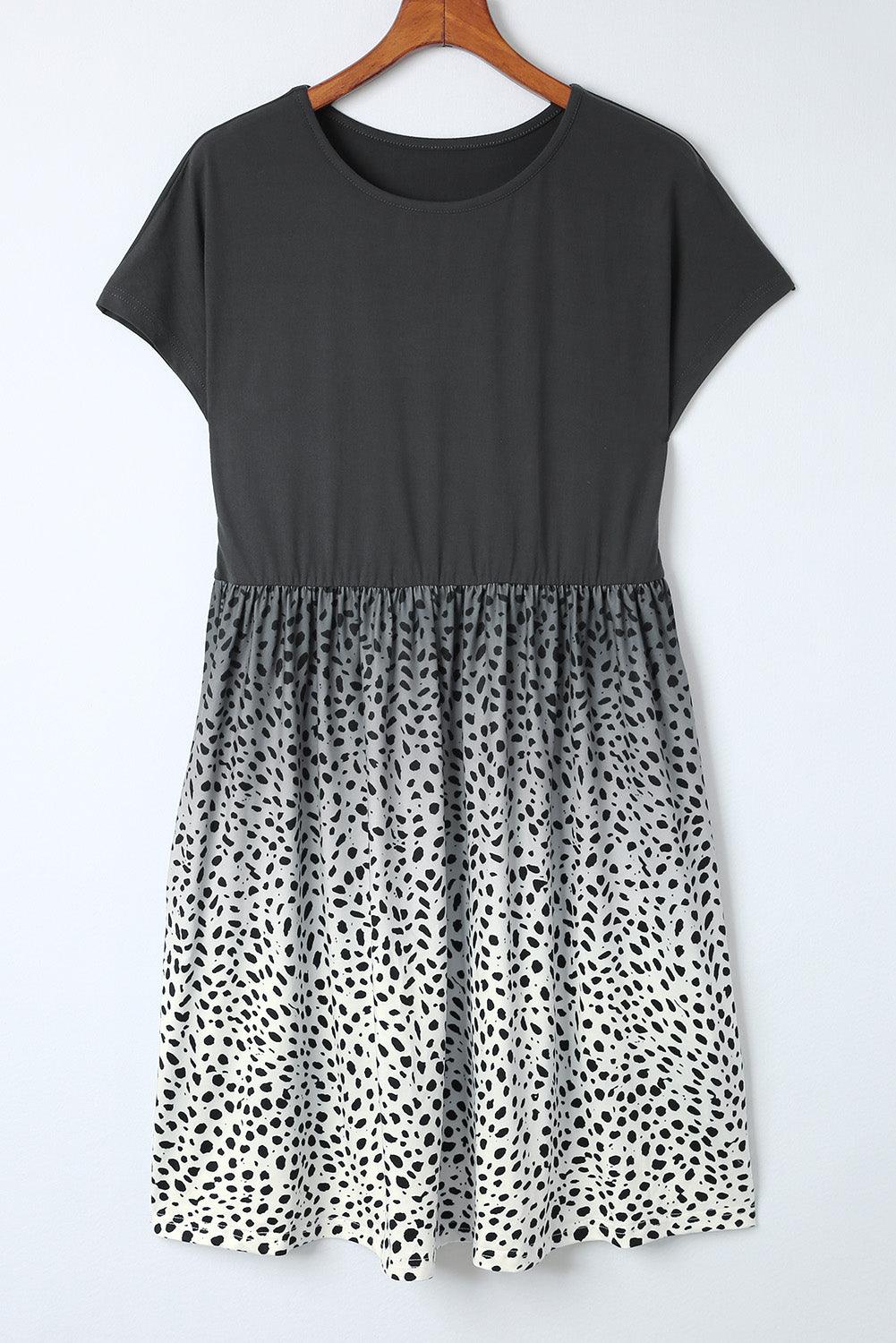 Panterprint Jurk met Zakken - T Shirt Dresses - Jurkjes.co