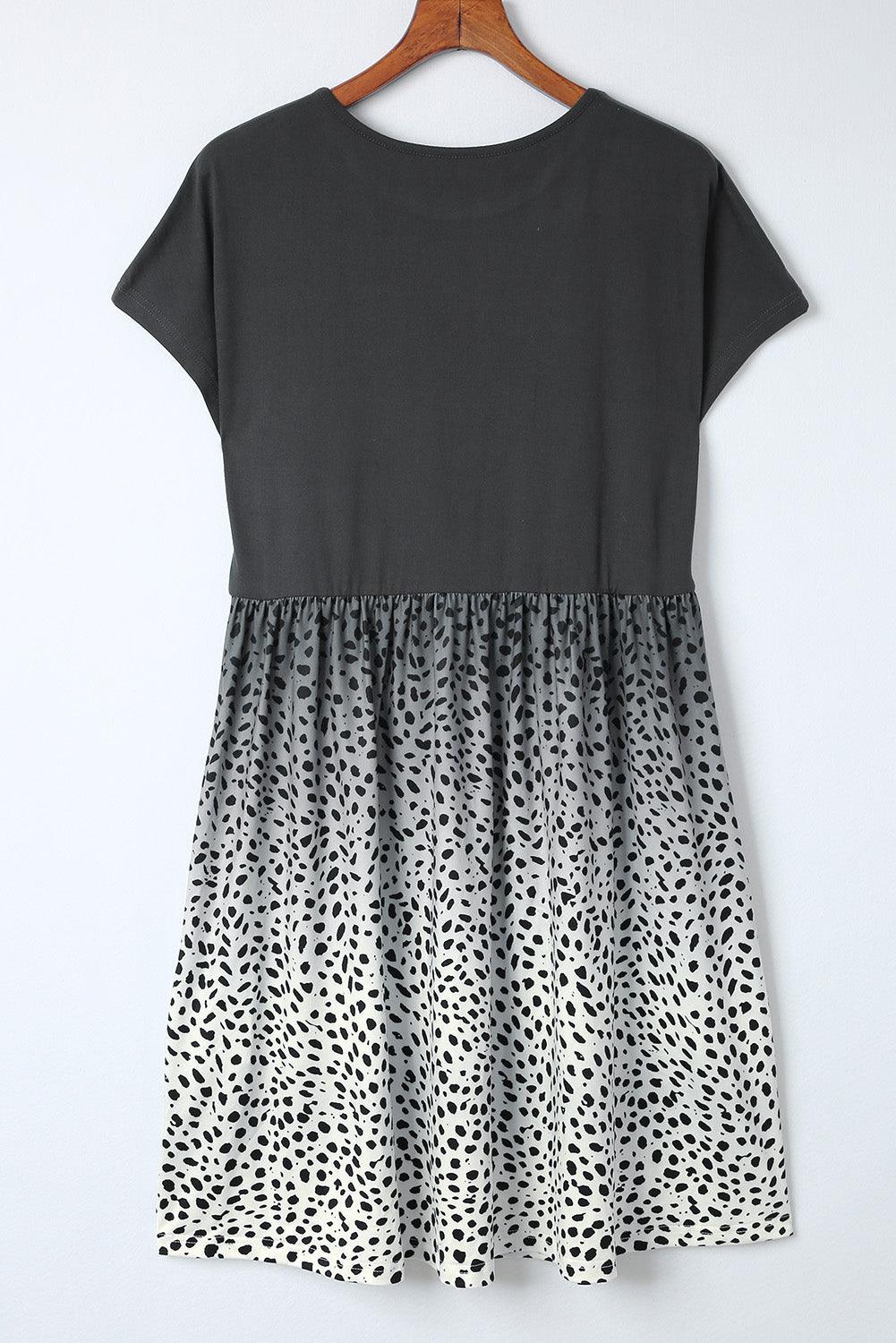 Panterprint Jurk met Zakken - T Shirt Dresses - Jurkjes.co