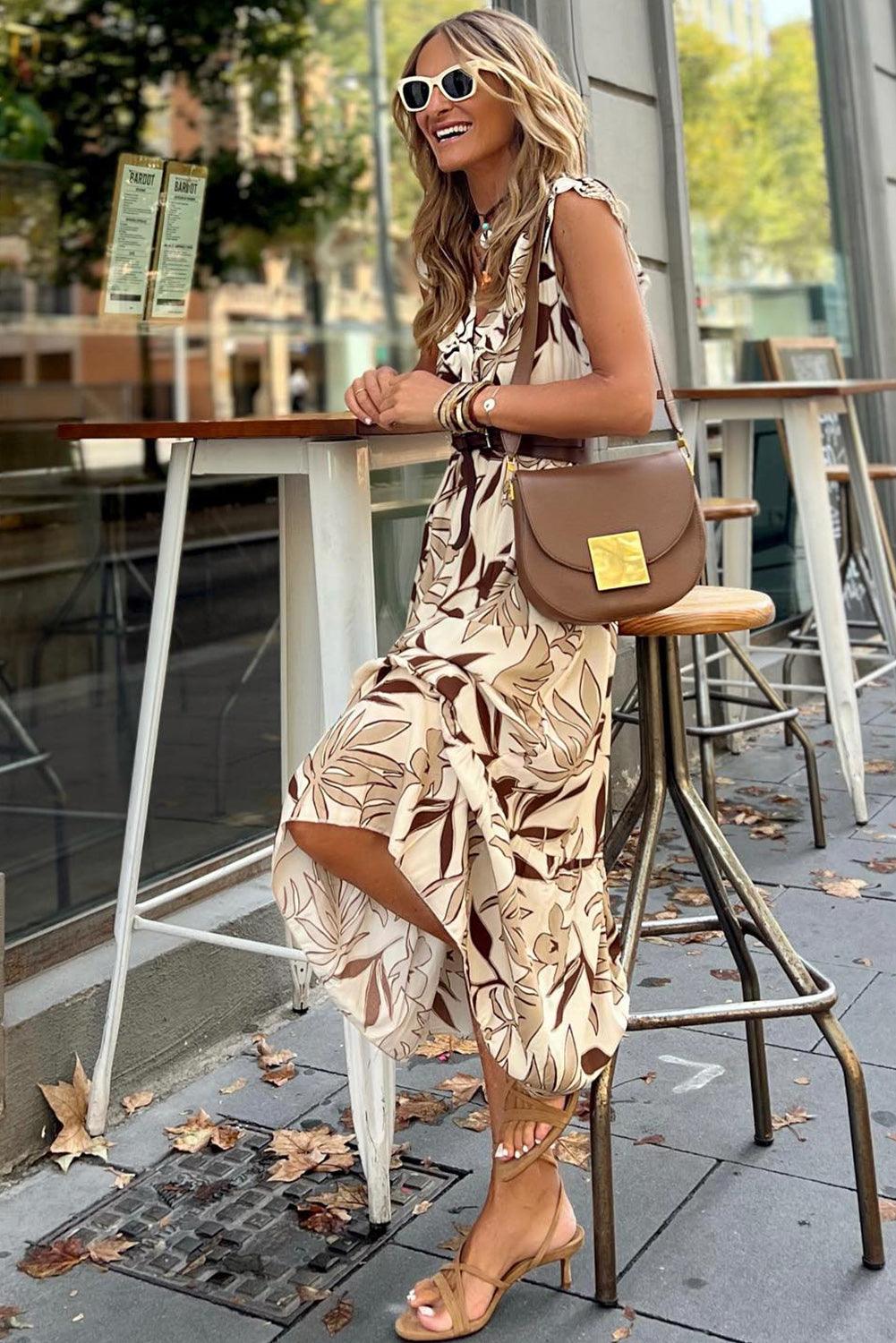 Ruffle V-hals Lange Jurk met Bladerenprint - Maxi Dresses - Jurkjes.co