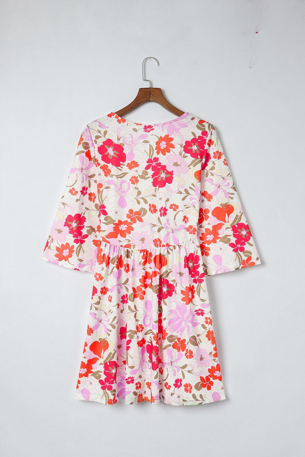 V-Hals Jurk met 3/4 Mouwen en Bloemen - Floral Dresses - Jurkjes.co