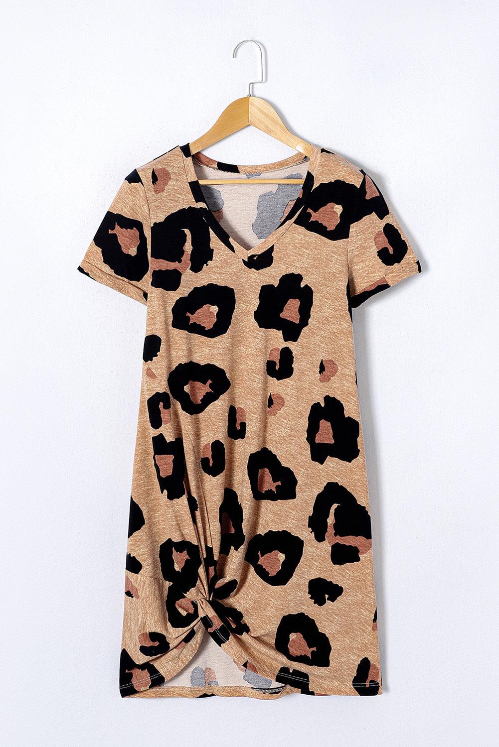 V-hals Luipaard Jurk met Twist - T Shirt Dresses - Jurkjes.co