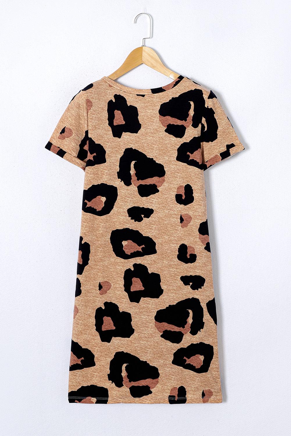 V-hals Luipaard Jurk met Twist - T Shirt Dresses - Jurkjes.co